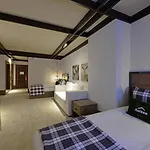 Karinna Convention Center & Luxury - Full Board 호텔 Uludag (Bursa)