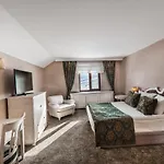 Karinna Convention Center & Luxury - Full Board 호텔