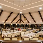 호텔 Karinna Convention Center & Luxury - Full Board 5*