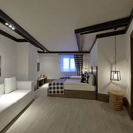 Karinna Convention Center & Luxury - Full Board