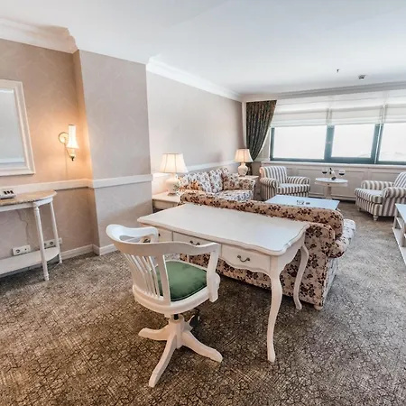 Karinna Convention Center & Luxury - Full Board Otel Uludağ