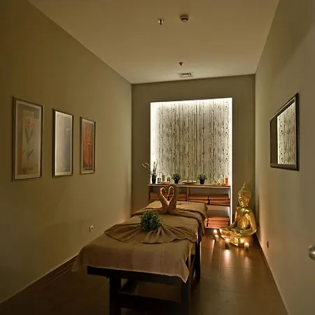 Karinna Convention Center & - Full Board Hotel 5*