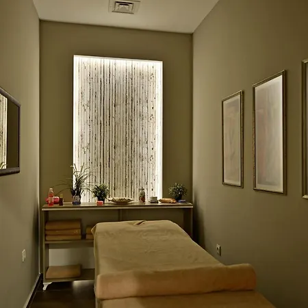 Karinna Convention Center & Luxury - Full Board Hotel